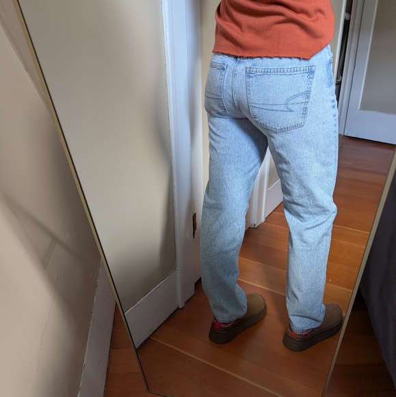 American Eagle light wash 90s straight denim jeans (4) - Picture 6 of 8